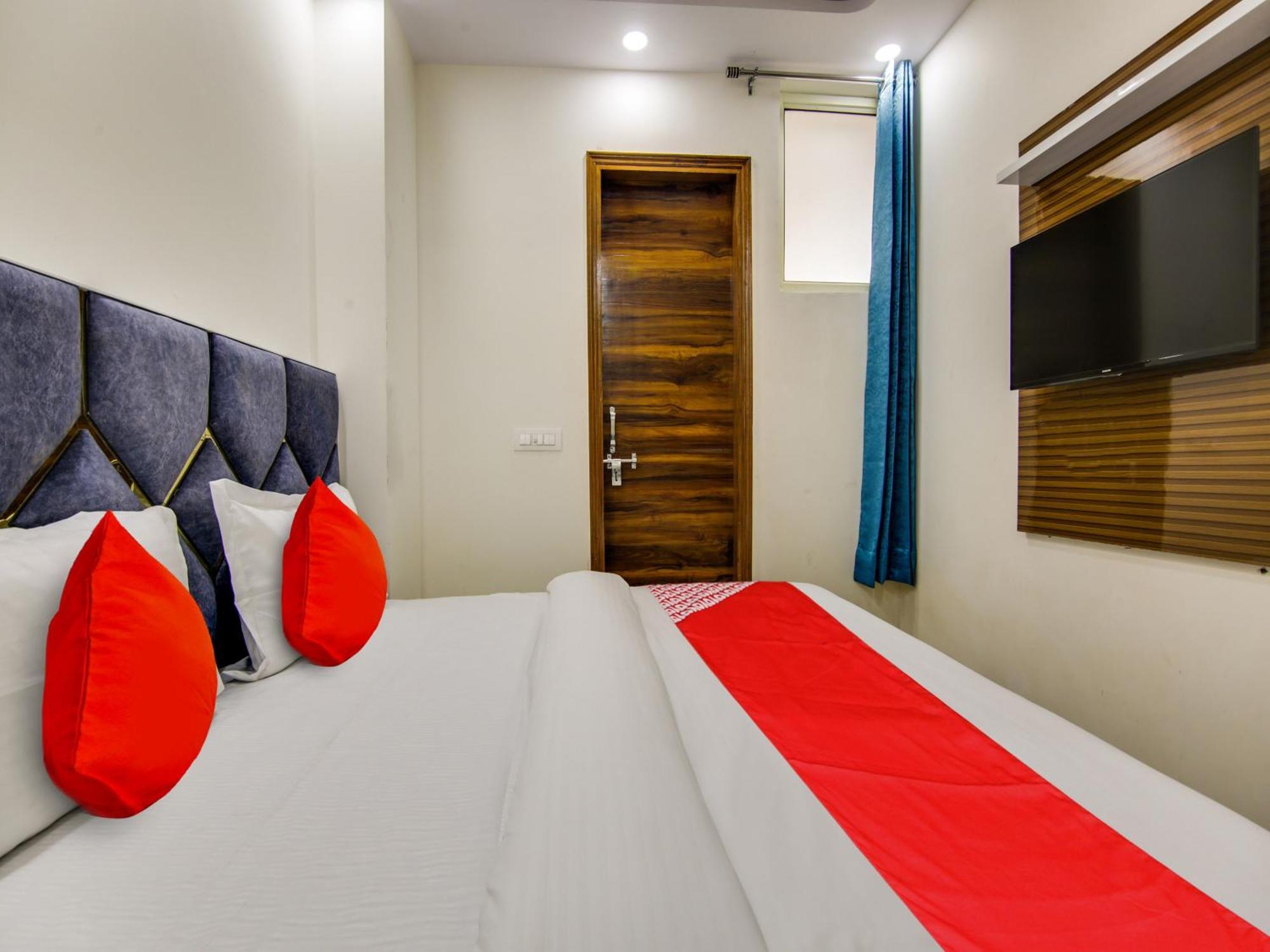 Hotel O Ar Residency デリー エクステリア 写真
