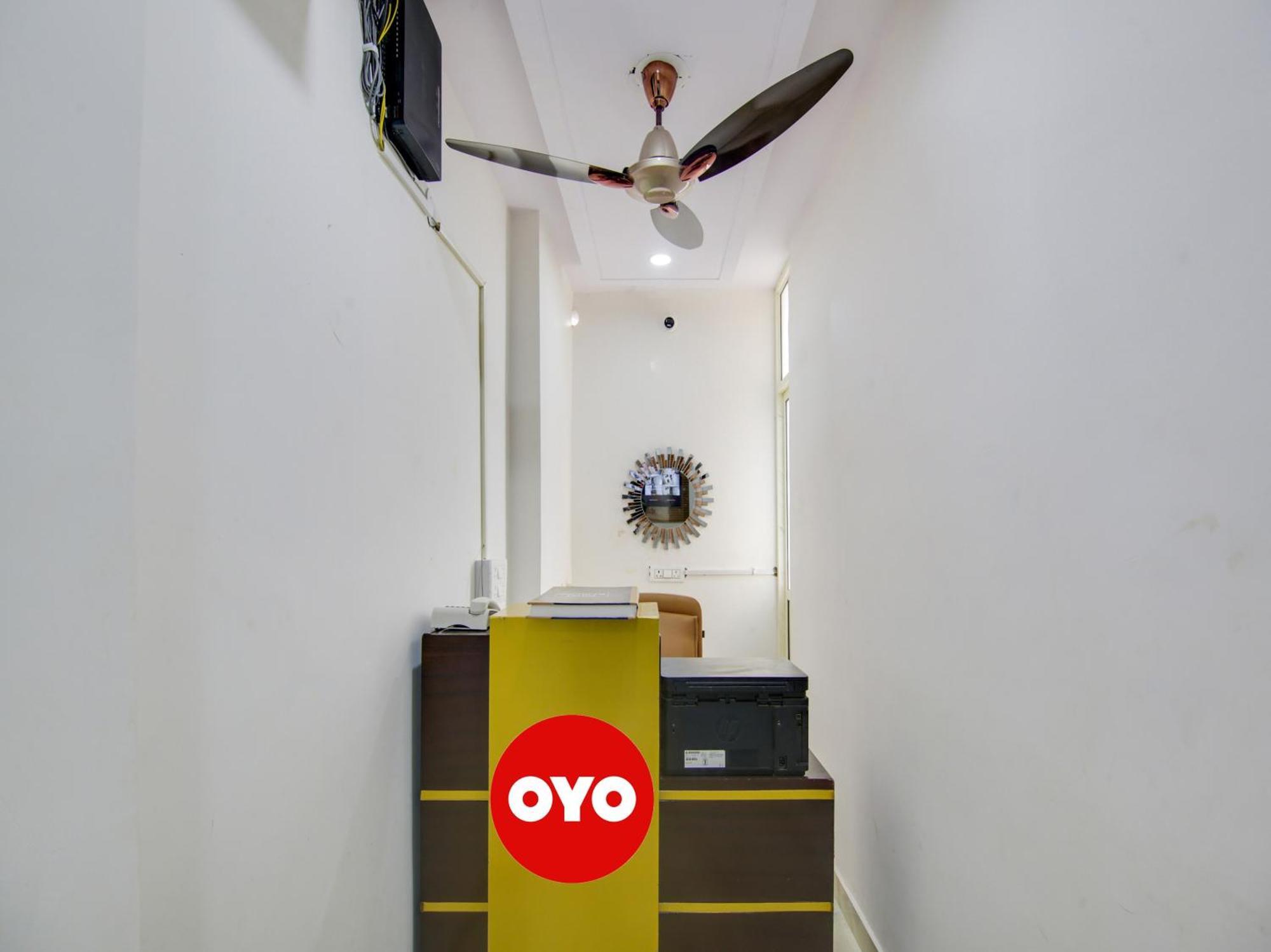 Hotel O Ar Residency デリー エクステリア 写真