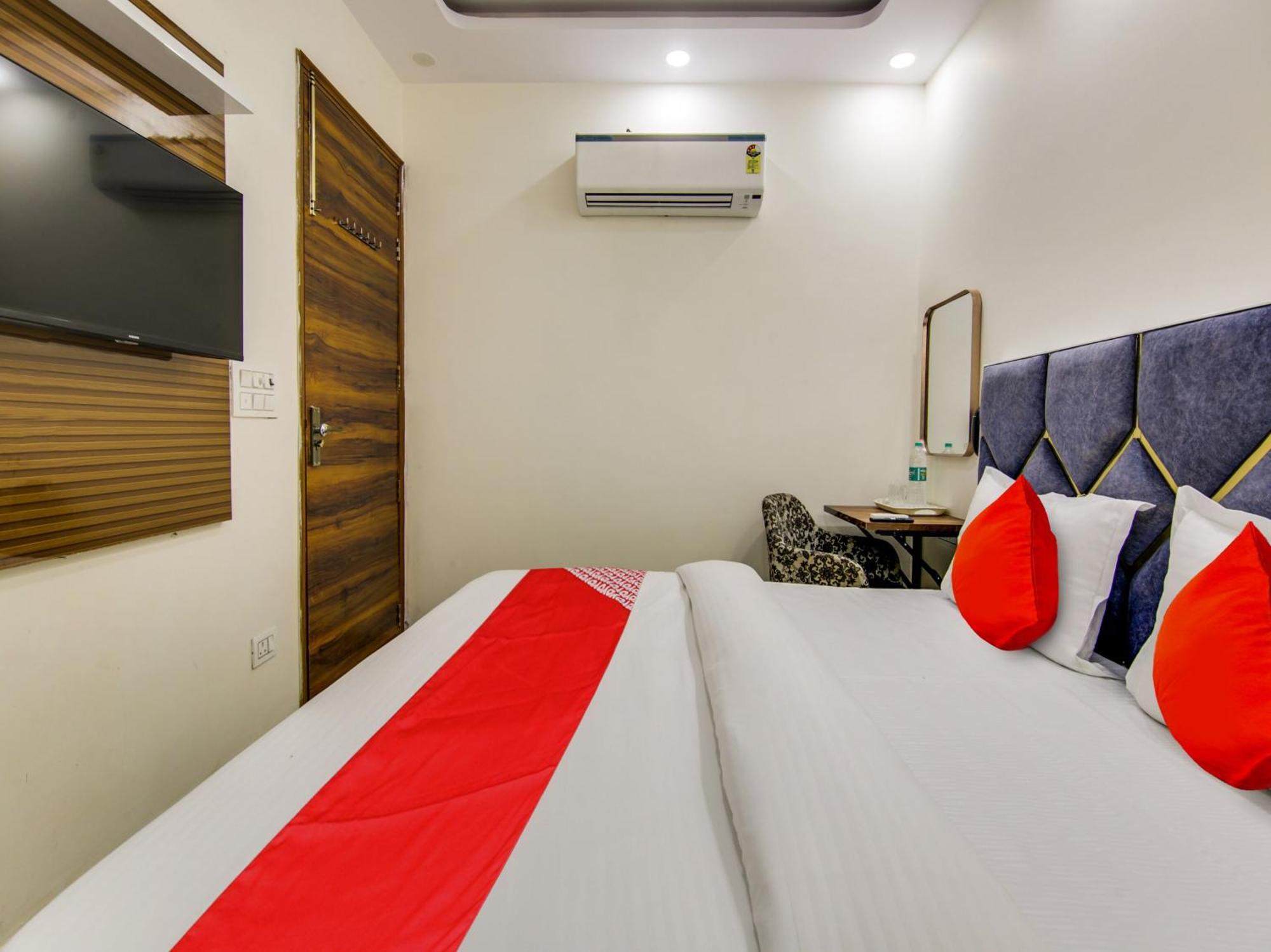 Hotel O Ar Residency デリー エクステリア 写真